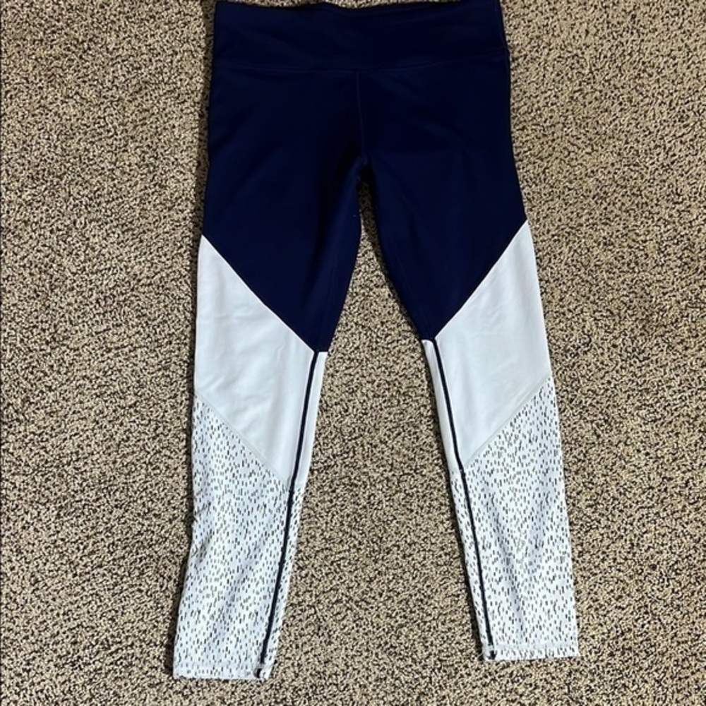 Fabletics Navy and White Leggings size medium